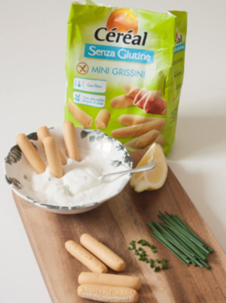 Mini Grissini Céréal Senza Glutine con Salsa allo Yogurt