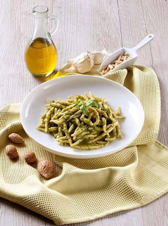 Trofie al pesto leggero