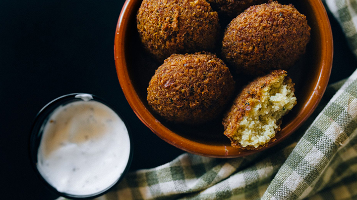 Salsa Tahina con polpette vegane