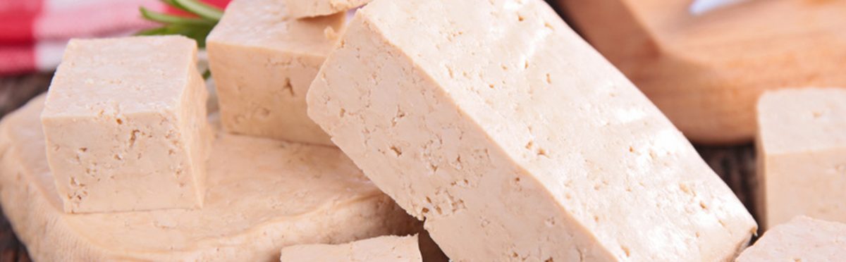 Tofu: i benefici e una ricetta sfiziosa
